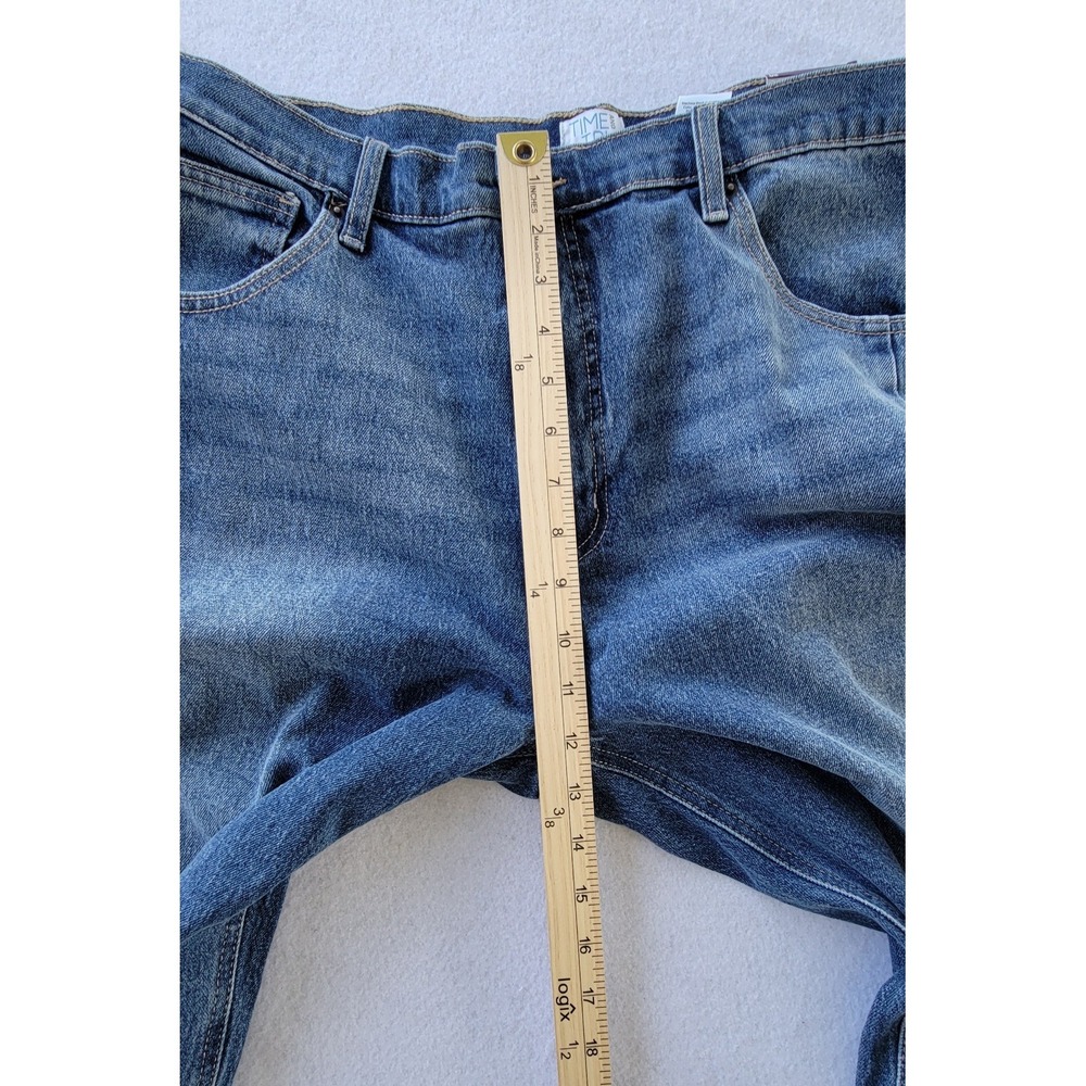 Time and Tru Women's Blue Jeans, Size 16, High Rise, Straight Stretch - Picture 3 of 15